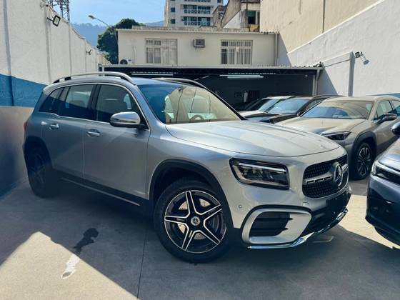 MERCEDES-BENZ GLB 220 2.0 MHEV AMG LINE 4MATIC 8G-DCT